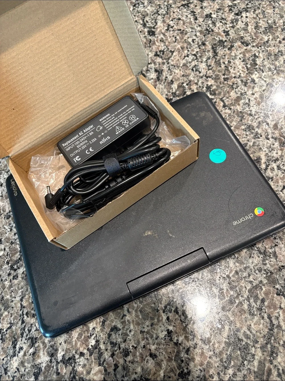 Lenevo Chrome Laptop with Brandnew Charger